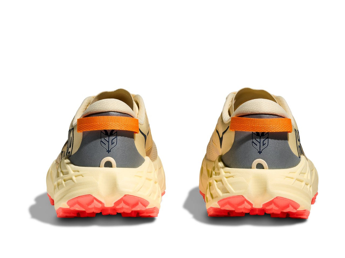 Speedgoat 7 Vintage Yellow | Neon Flame