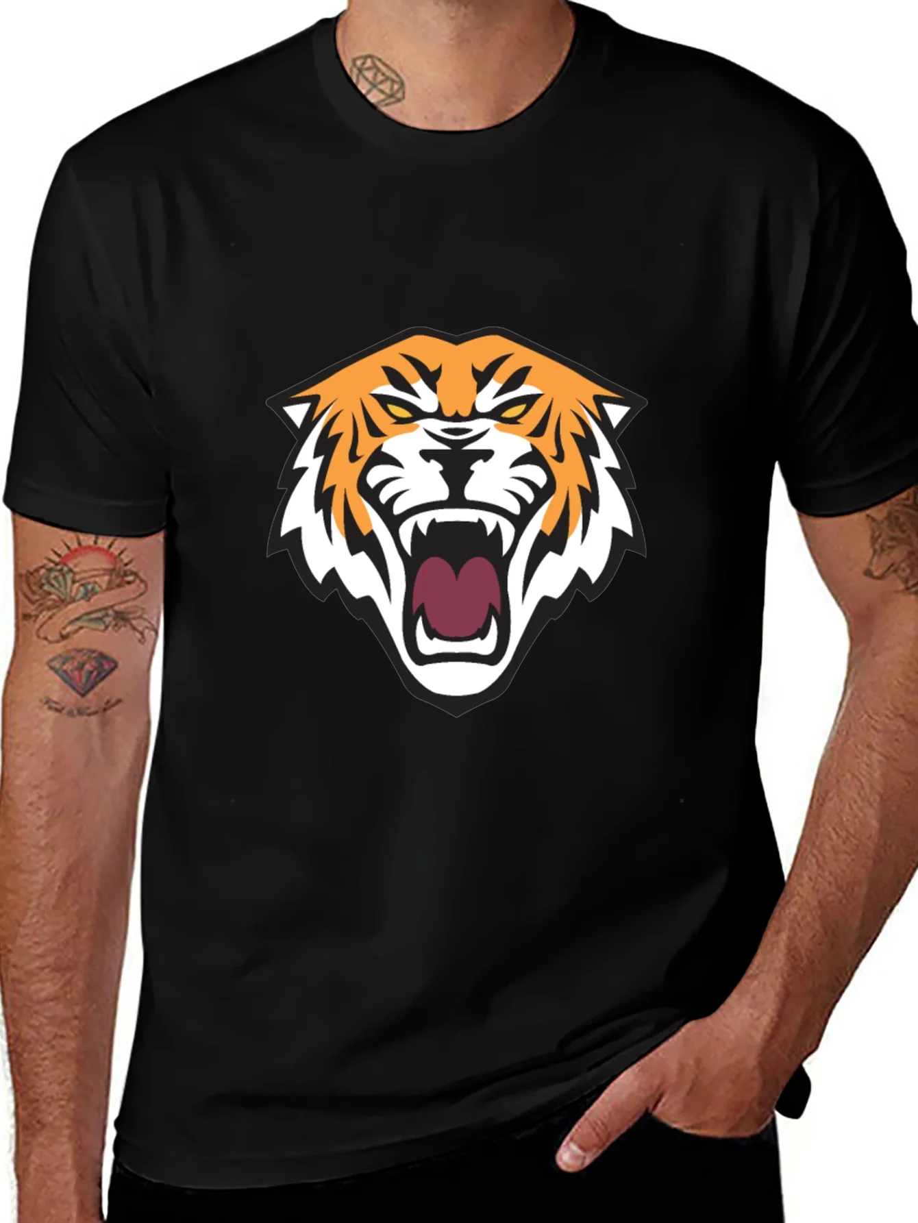 Mens Black T-Shirt with Tiger Graphic