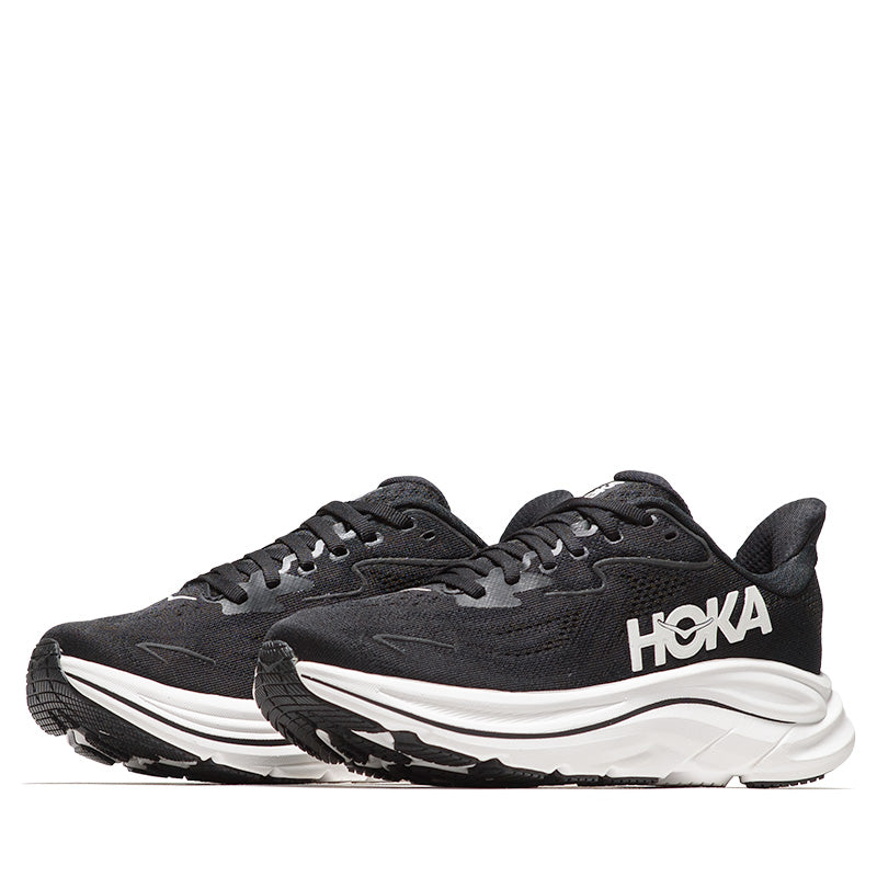 Women's Clifton 10 - Black/White